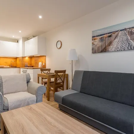 Park Slaski Homely By Bookinghost *