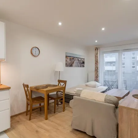 Park Slaski Homely By Bookinghost Lägenhet