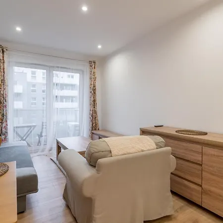 Park Slaski Homely By Bookinghost Lägenhet Katowice