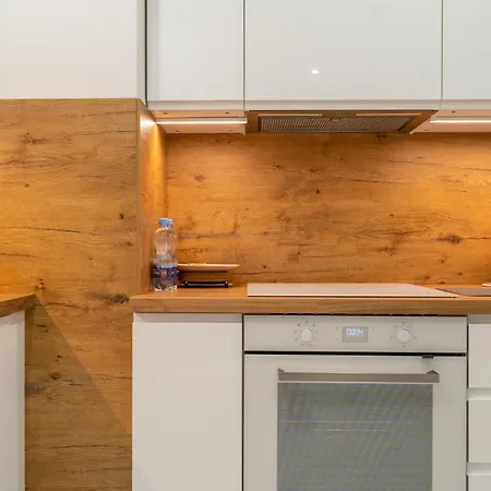 Park Slaski Homely By Bookinghost Lägenhet