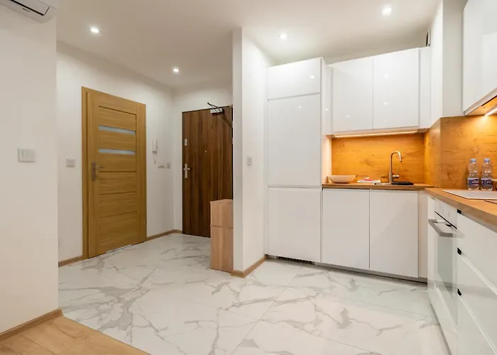Park Slaski Homely By Bookinghost Appartement