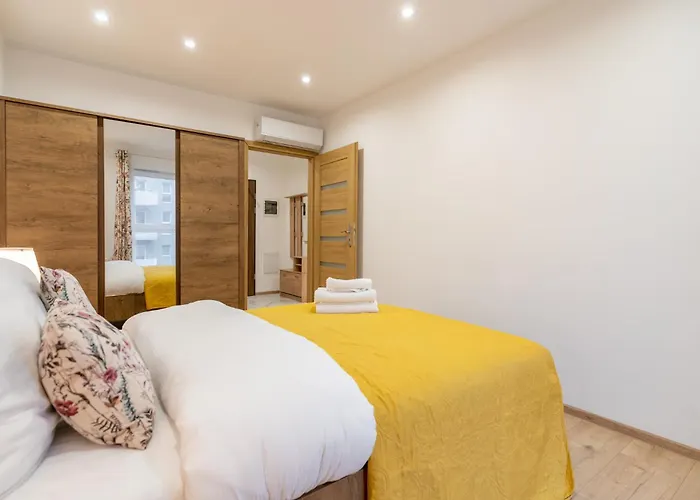 Park Slaski Homely By Bookinghost *