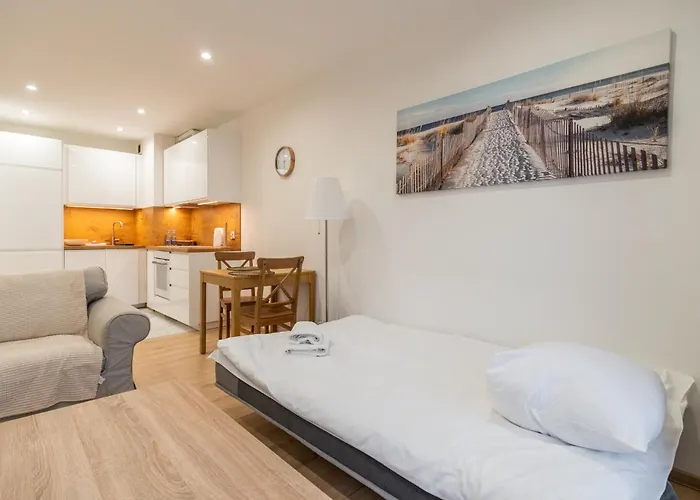 Park Slaski Homely By Bookinghost Katowice